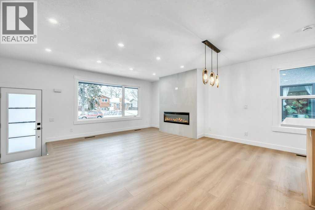 Single Family House Bungalow for Sale in  Allandale Close SE Acadia Calgary 