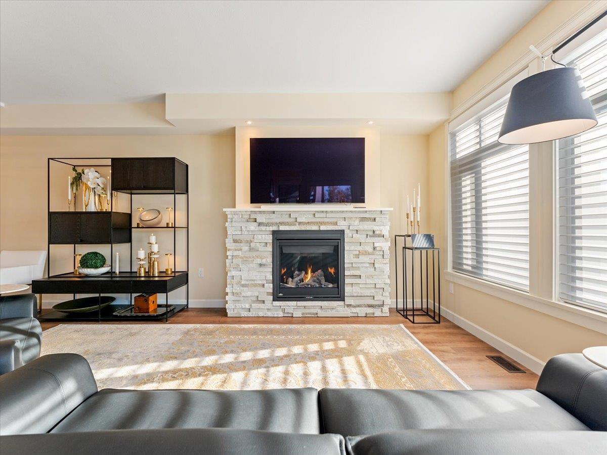 8567 204 STREET, Langley