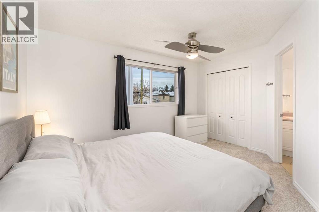 Single Family House for Sale in   Avenue SW Windsor Park Calgary 