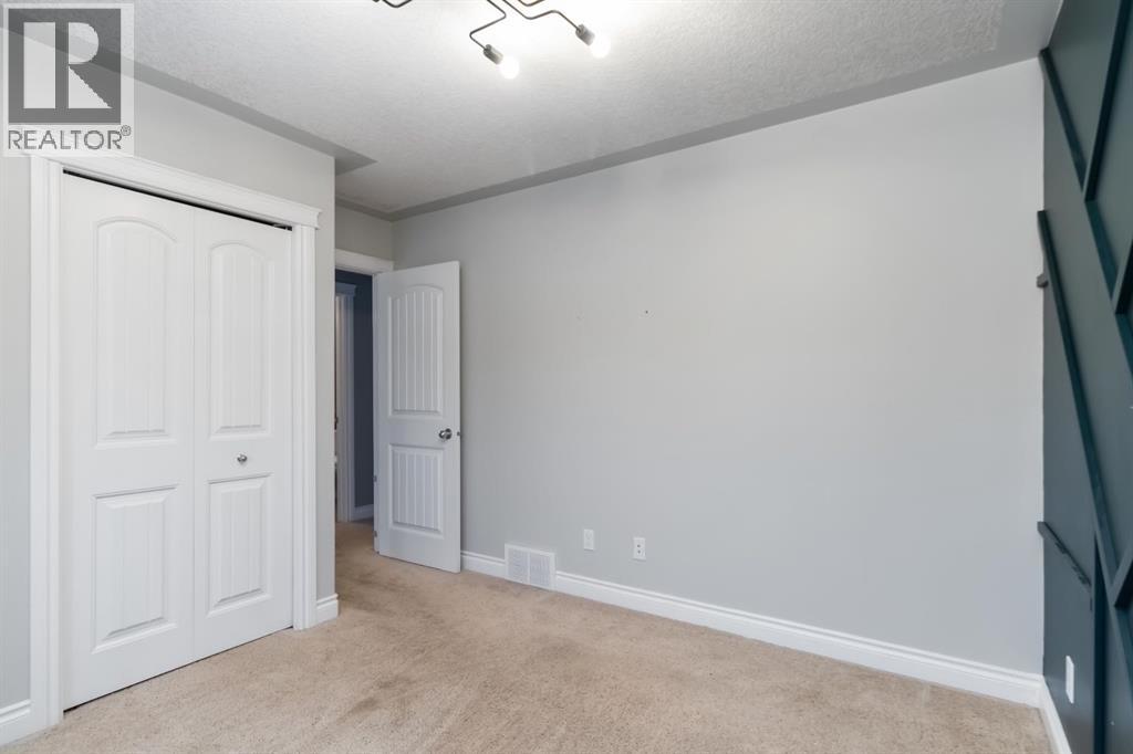 168 Juniper Street, Fort McMurray