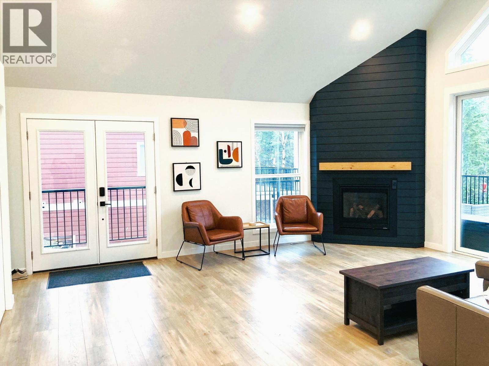  3040 Cedar Drive, Blind Bay