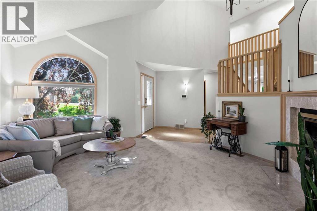 Single Family House for Sale in  Hawkside Close NW Hawkwood Calgary 