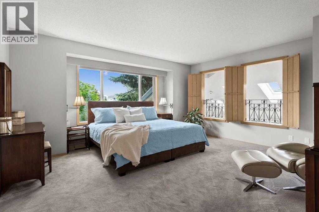 Single Family House for Sale in  Hawkside Close NW Hawkwood Calgary 