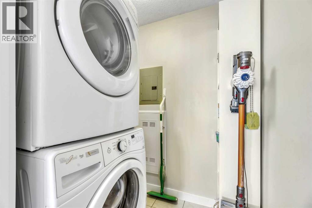 Single Family House for Sale in   Varsity Estates Circle NW Varsity Calgary 