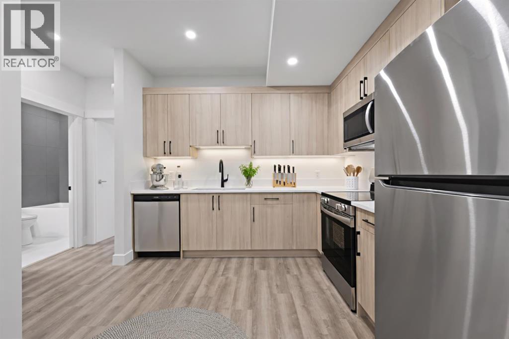 8112 Bowness Road NW, Calgary, Alberta