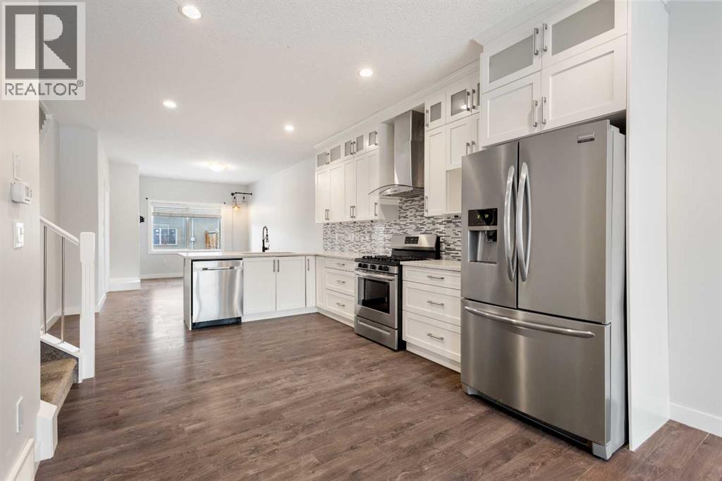 Single Family House for Sale in   Street NW Bowness Calgary 