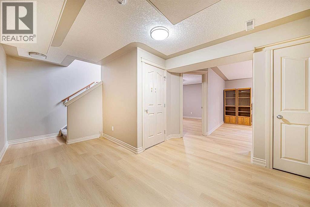 Single Family House for Sale in  Royal Birch Way NW Royal Oak Calgary 