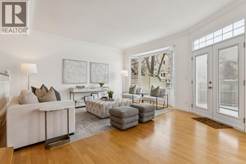 Single Family House for Sale in    Street NW Varsity Calgary 