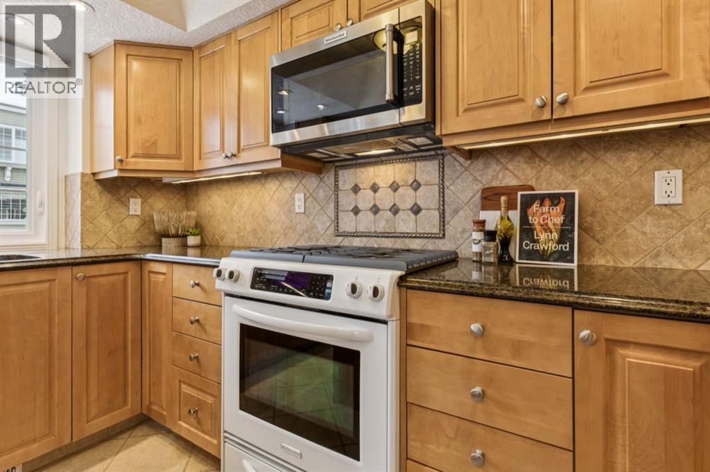 Single Family House for Sale in    Street NW Varsity Calgary 