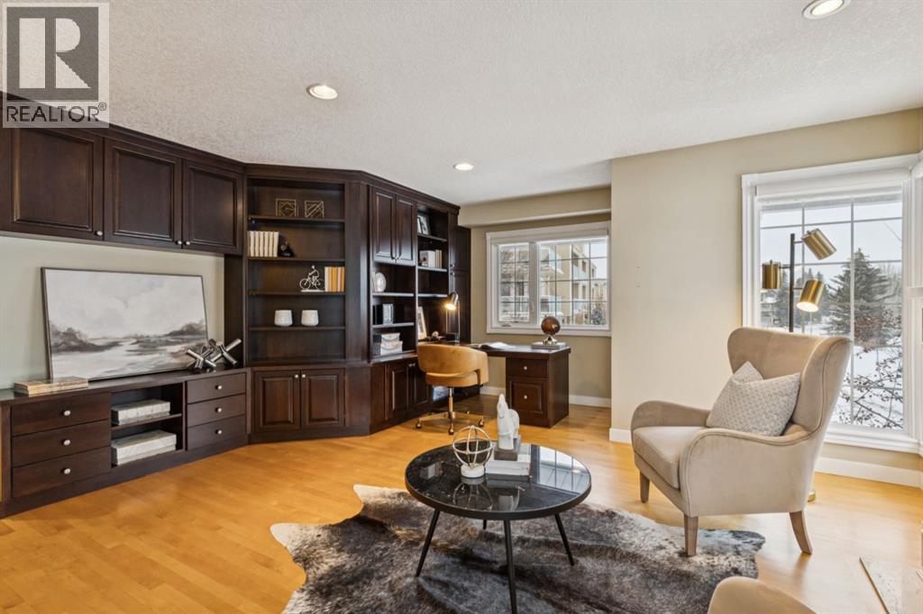 Single Family House for Sale in    Street NW Varsity Calgary 