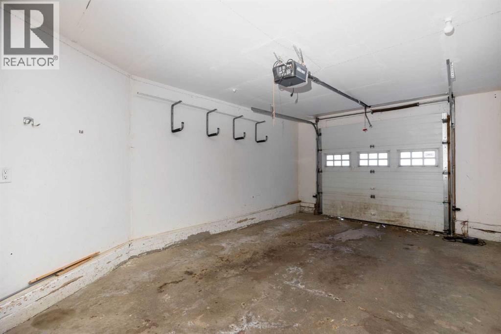 153 Leitner Gate, Fort McMurray