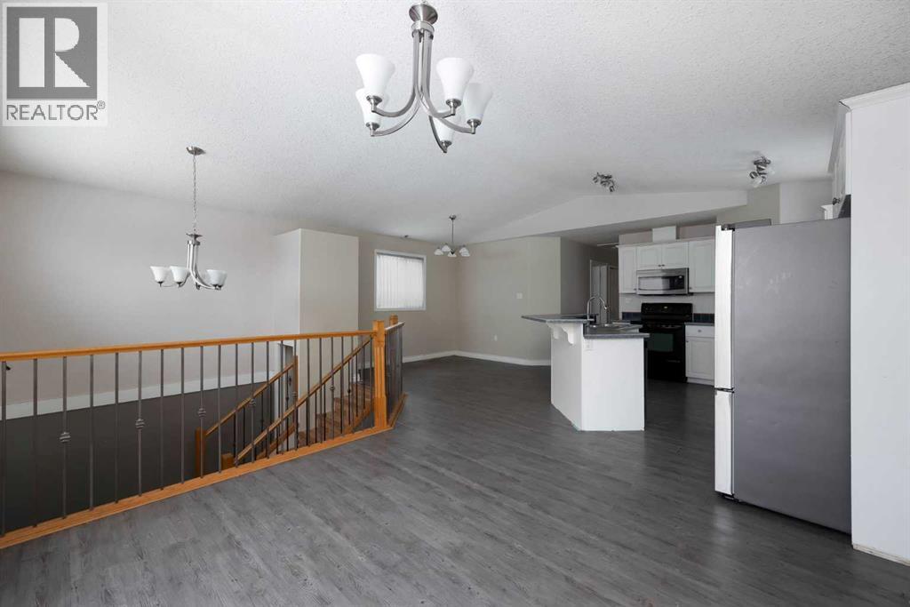 153 Leitner Gate, Fort McMurray