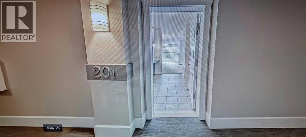 Single Family House for Sale in   ARBOUR LAKE Road NW Arbour Lake Calgary 