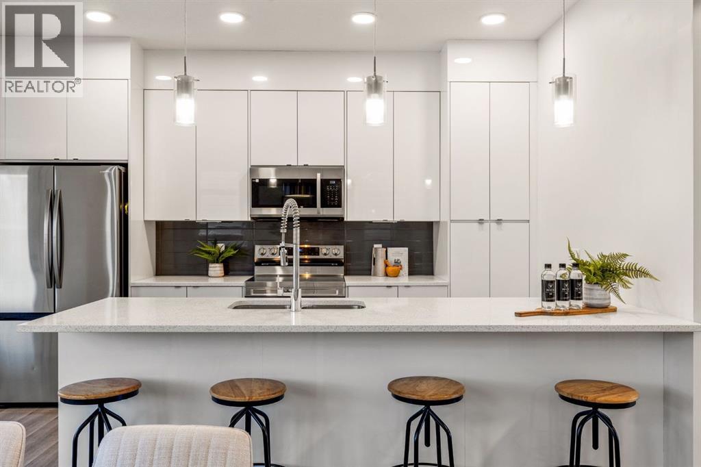 584 River Avenue, Cochrane