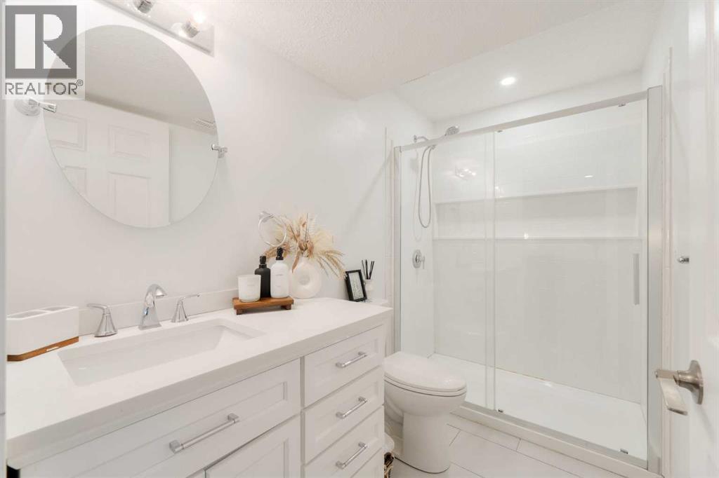 271 River Heights Crescent, Cochrane