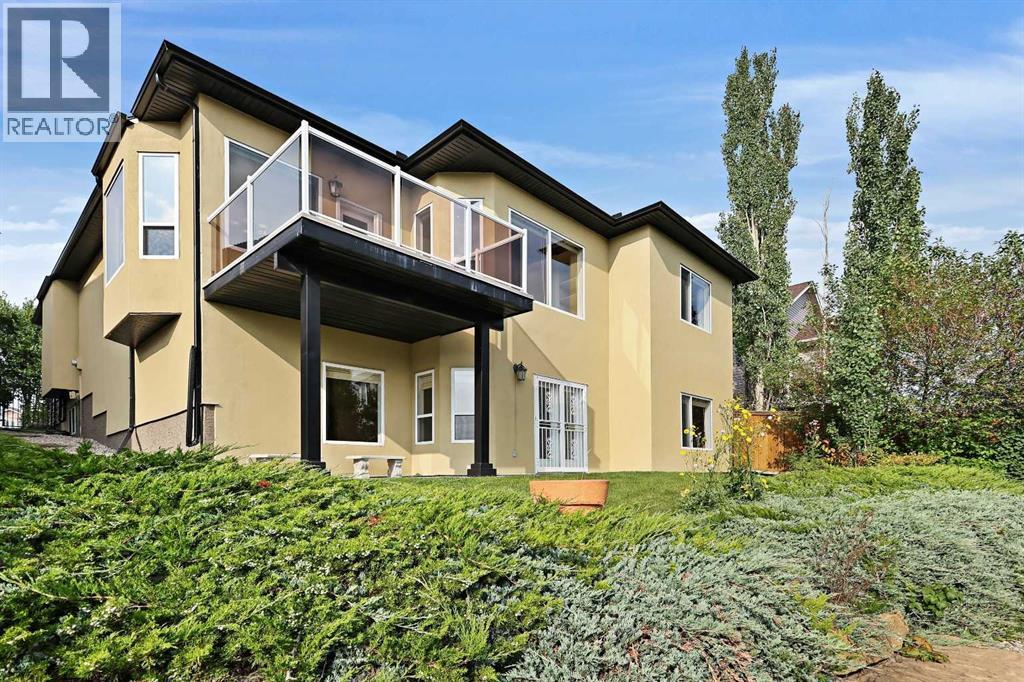 Single Family House Bungalow for Sale in  Royal Highland Road NW Royal Oak Calgary 