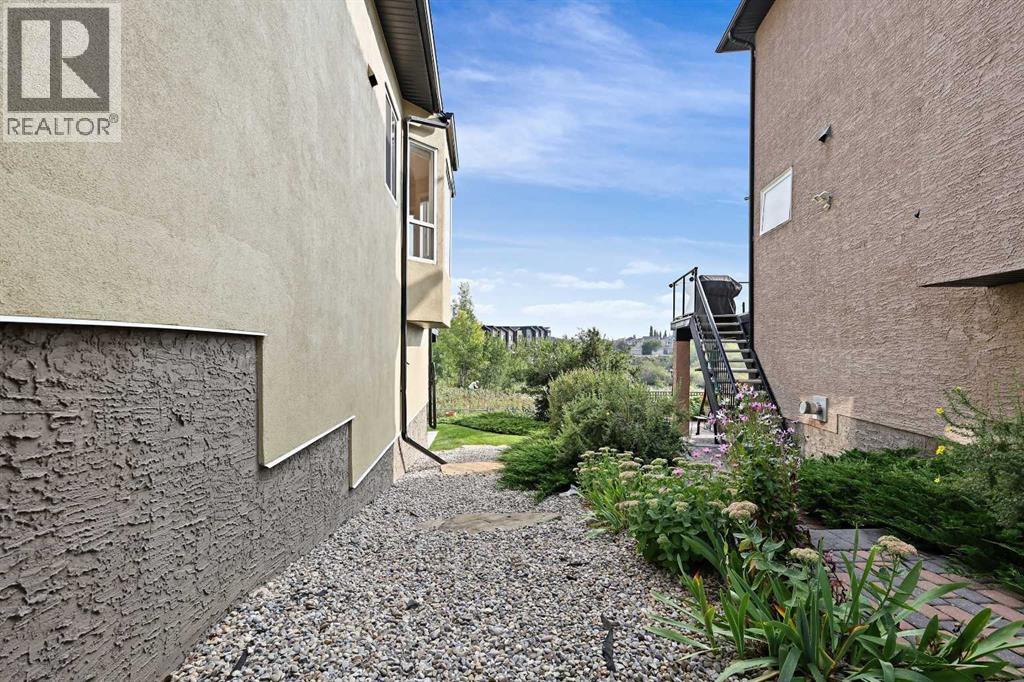 Single Family House Bungalow for Sale in  Royal Highland Road NW Royal Oak Calgary 