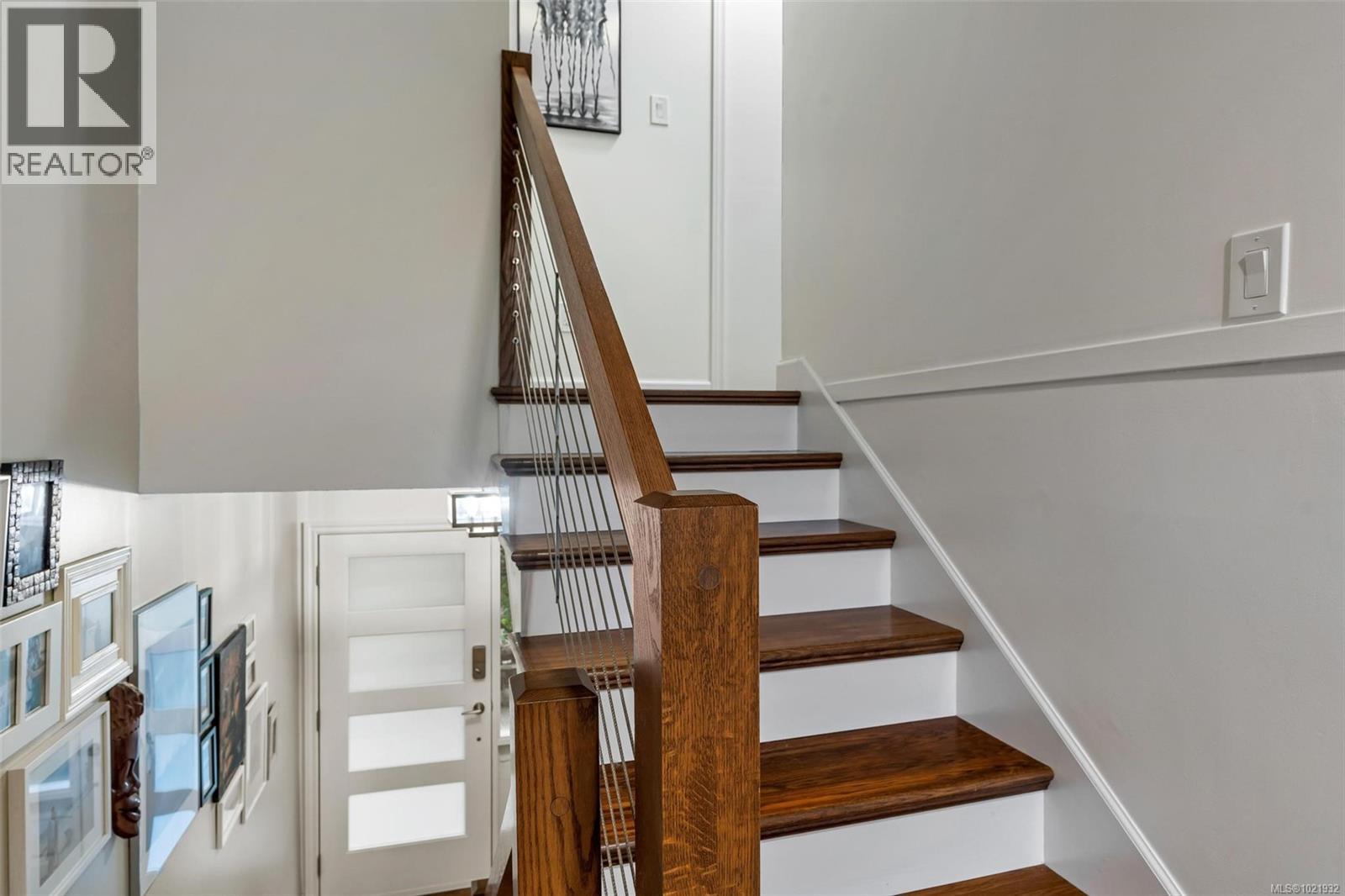 17 897 Admirals Road, Esquimalt