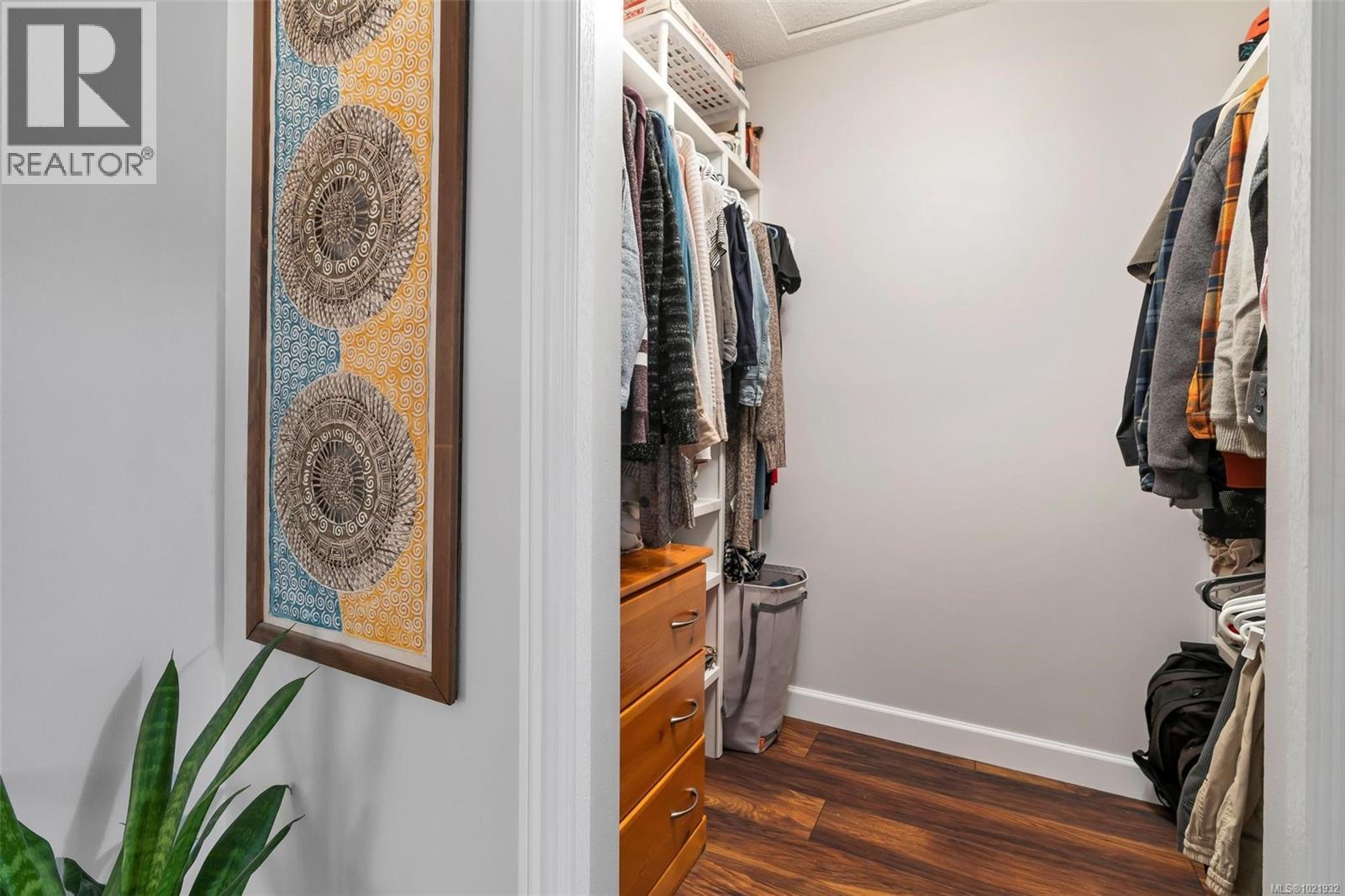 17 897 Admirals Road, Esquimalt