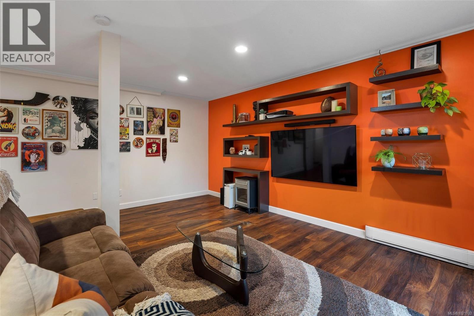 17 897 Admirals Road, Esquimalt