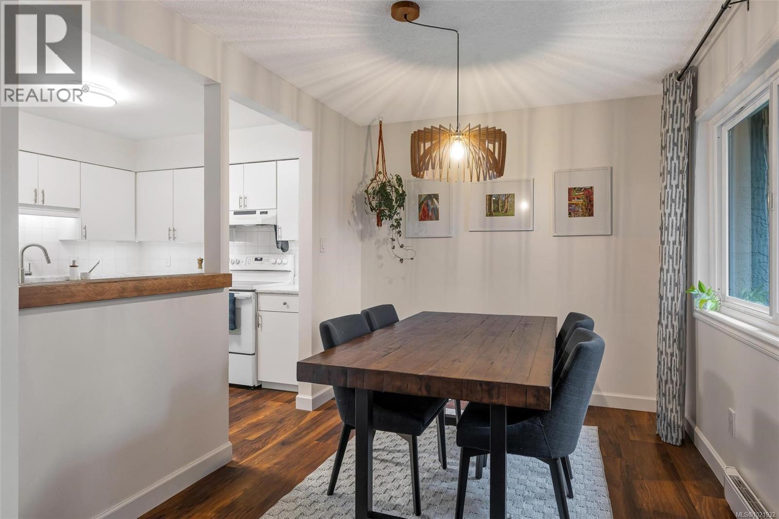 17 897 Admirals Road, Esquimalt