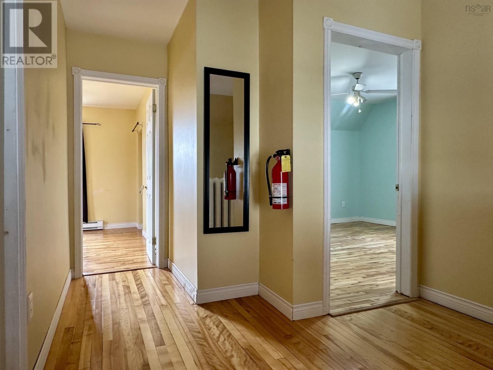 Property 38 of 39 of 24 Upper Warren Street