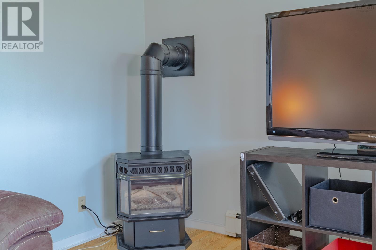 Property 17 of 49 of 23 Caie Cres