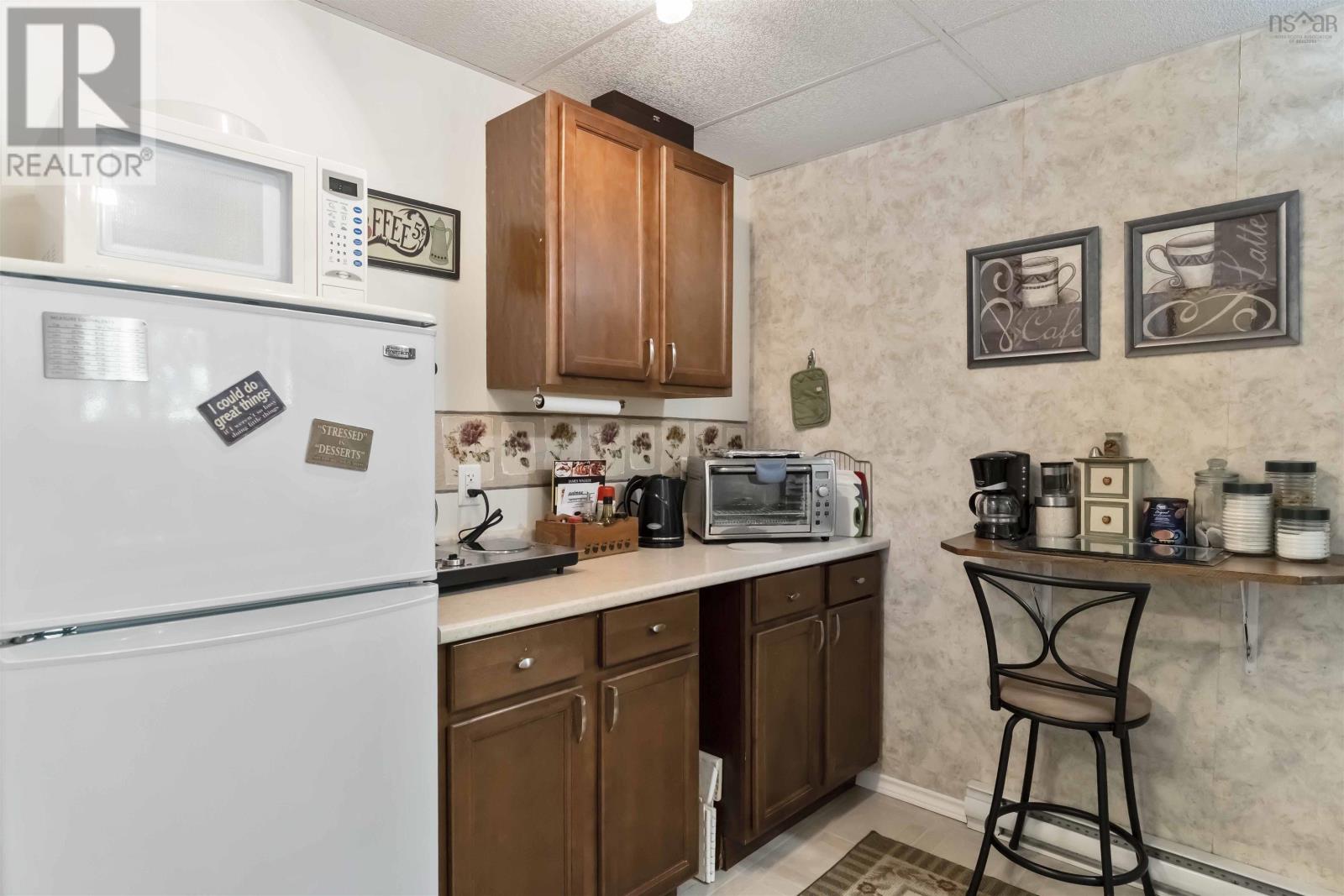 Property 8 of 22 of 439 Park Street