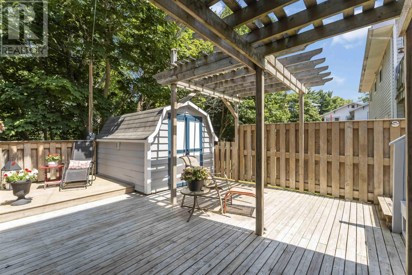 Property 14 of 22 of 439 Park Street