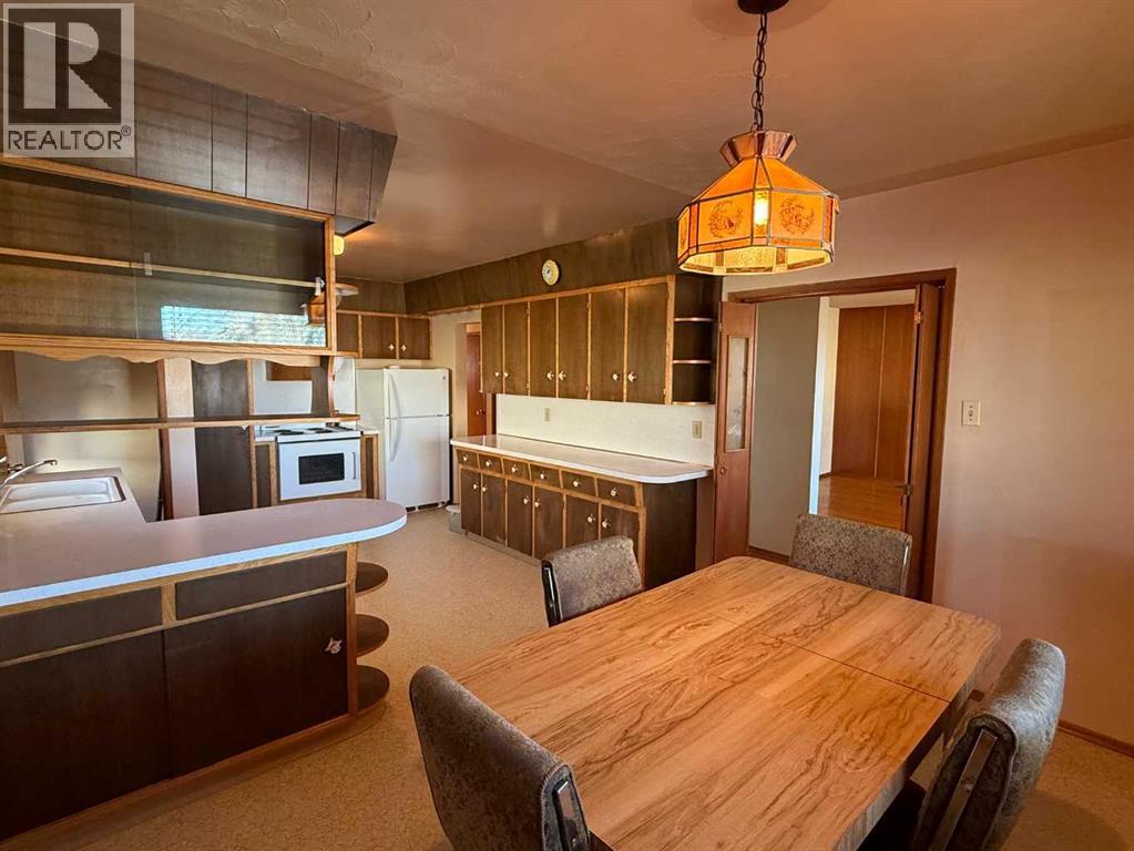 Single Family House Bungalow for Sale in A    Avenue NE Tuxedo Park Calgary 