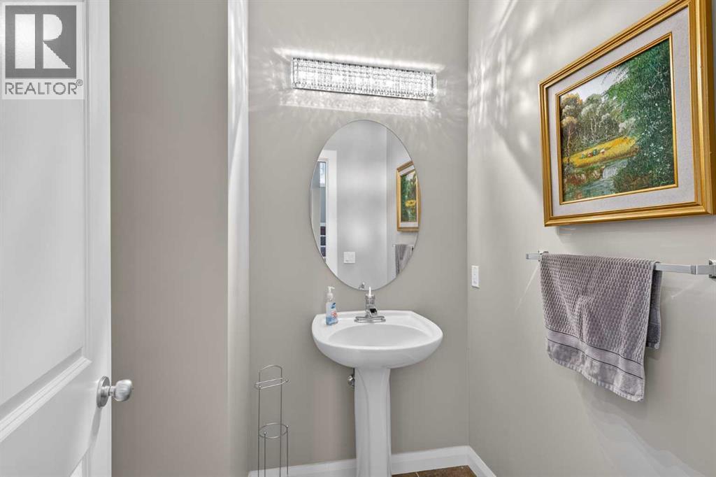 Single Family House for Sale in  Evanspark Circle NW Evanston Calgary 