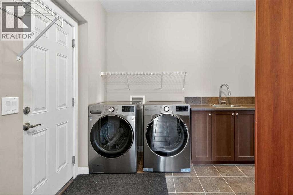 Single Family House for Sale in  Evanspark Circle NW Evanston Calgary 