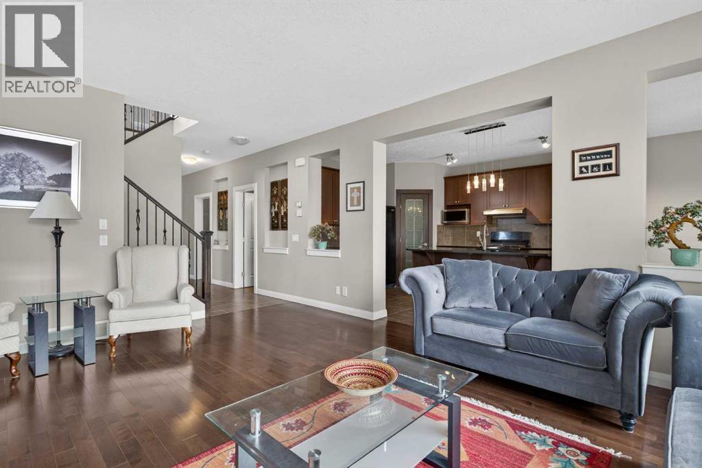 Single Family House for Sale in  Evanspark Circle NW Evanston Calgary 