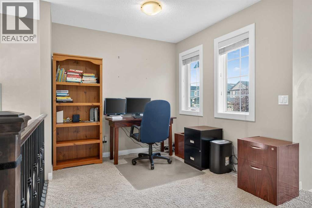 Single Family House for Sale in  Evanspark Circle NW Evanston Calgary 