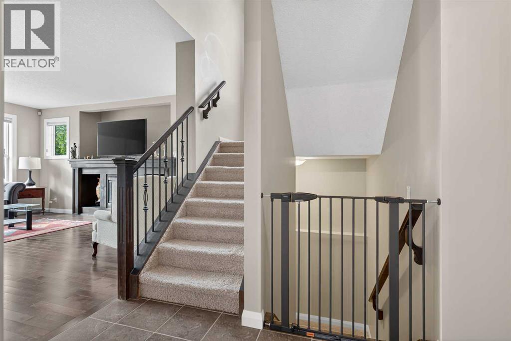 Single Family House for Sale in  Evanspark Circle NW Evanston Calgary 
