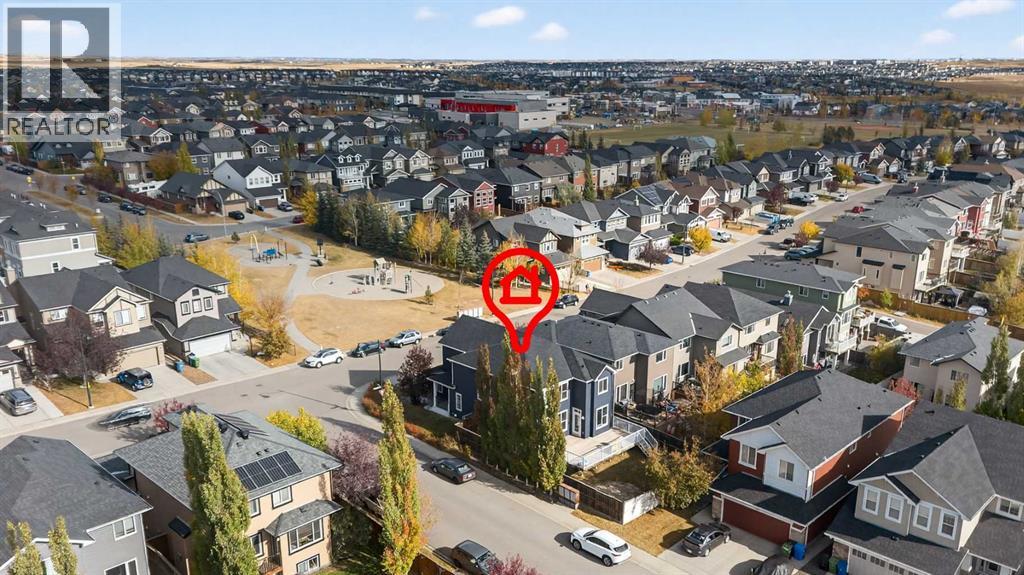 Single Family House for Sale in  Evanspark Circle NW Evanston Calgary 