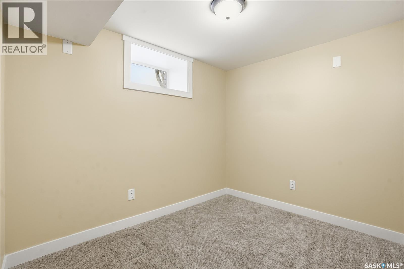 Single Family House Bungalow for Sale in  Dewdney AVENUE Regina 