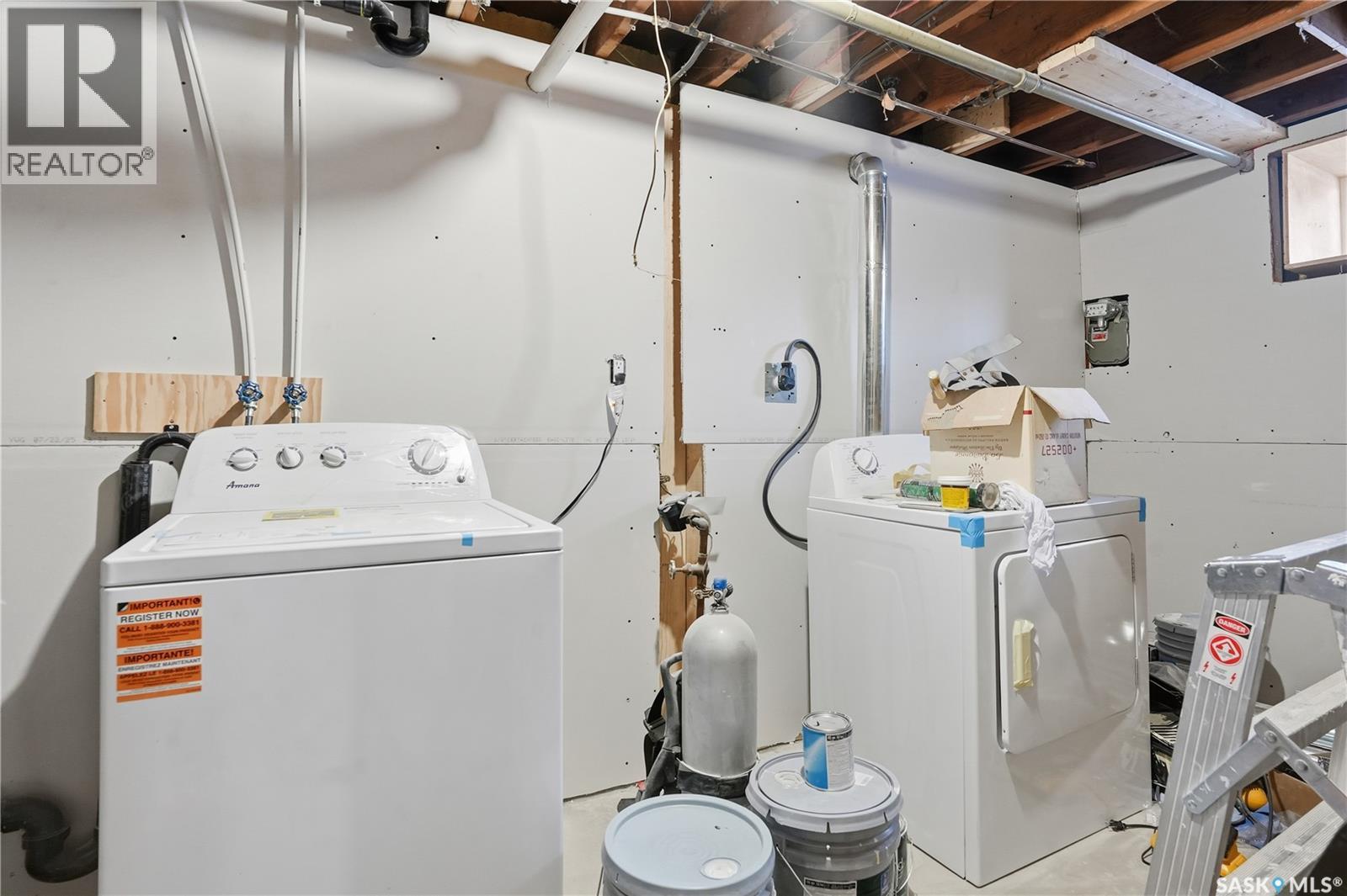 Single Family House Bungalow for Sale in  Dewdney AVENUE Regina 