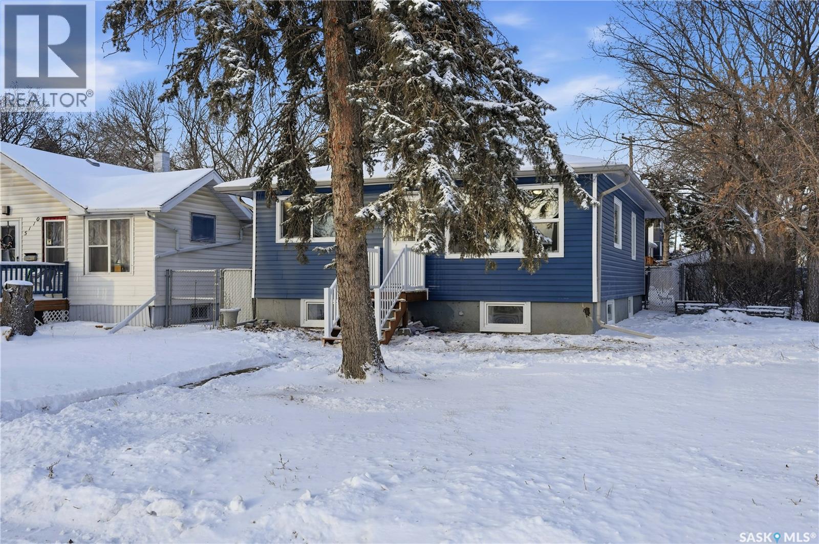 Single Family House Bungalow for Sale in  Dewdney AVENUE Regina 