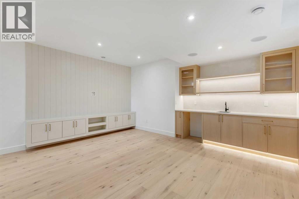 Single Family House for Sale in   Avenue SW Altadore Calgary 