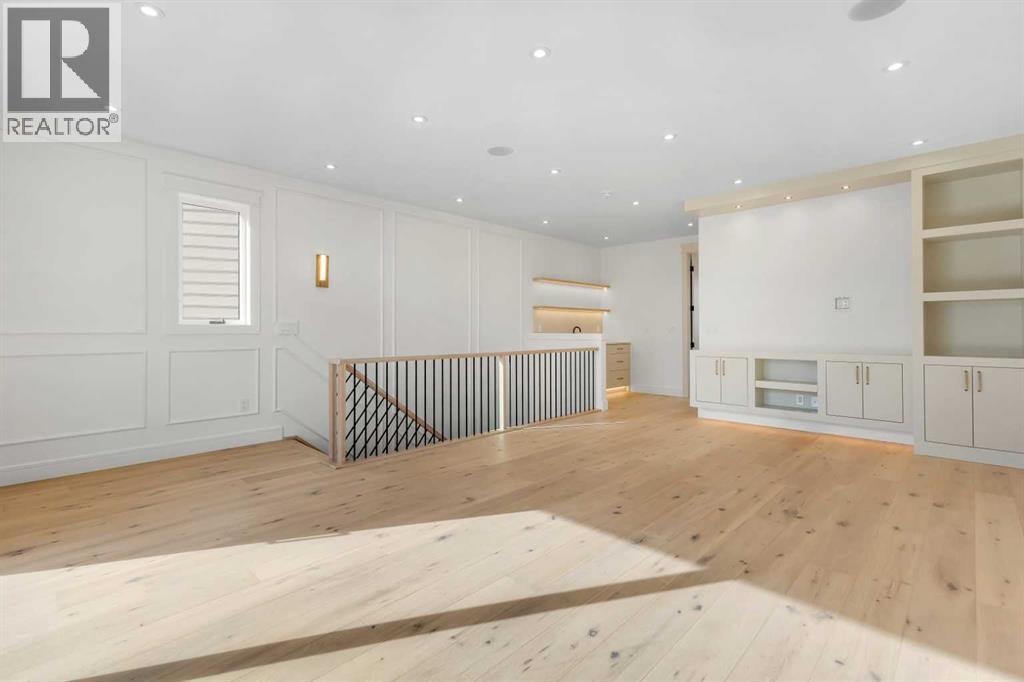 Single Family House for Sale in   Avenue SW Altadore Calgary 