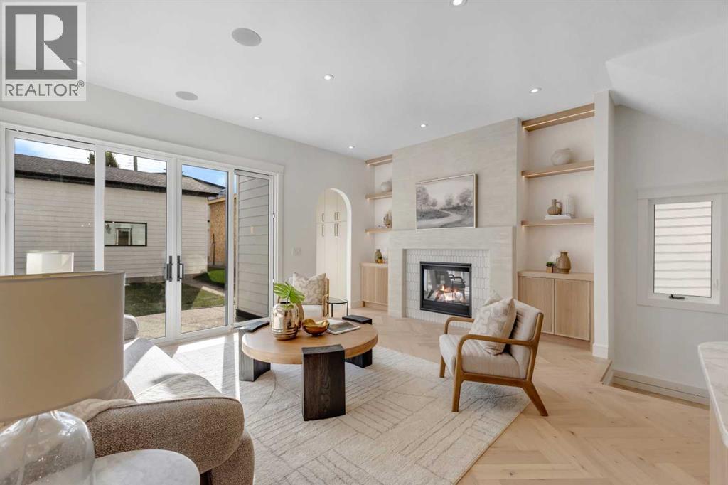 Single Family House for Sale in   Avenue SW Altadore Calgary 