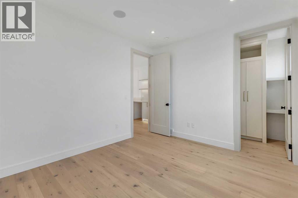 Single Family House for Sale in   Avenue SW Altadore Calgary 