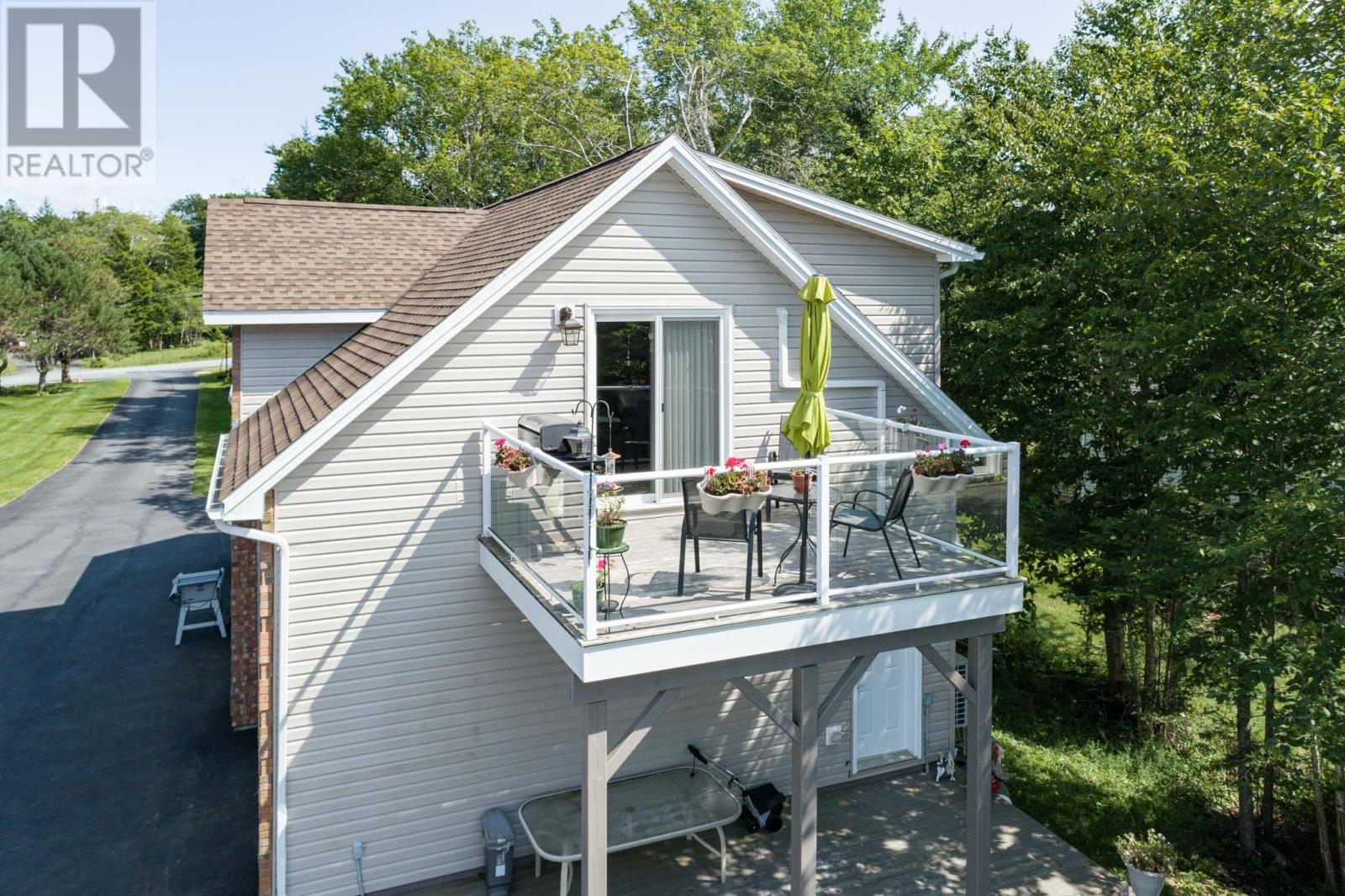 Property 22 of 50 of 47 Long Lake Drive