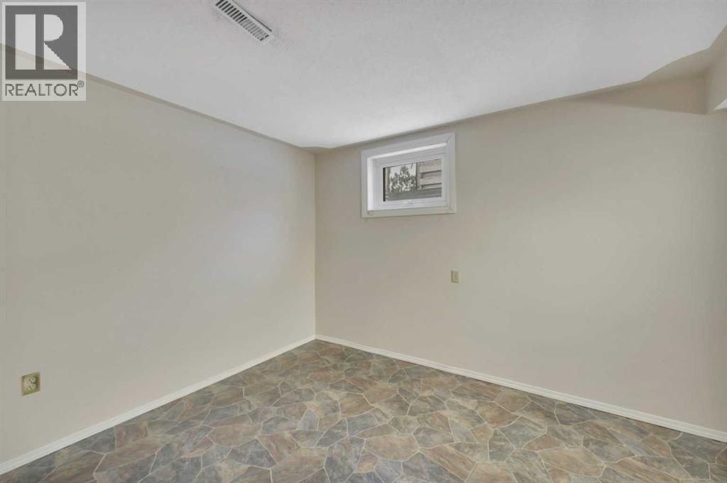 28 Ohio Close, Red Deer