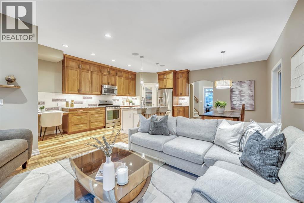 Single Family House for Sale in   Avenue NW Capitol Hill Calgary 