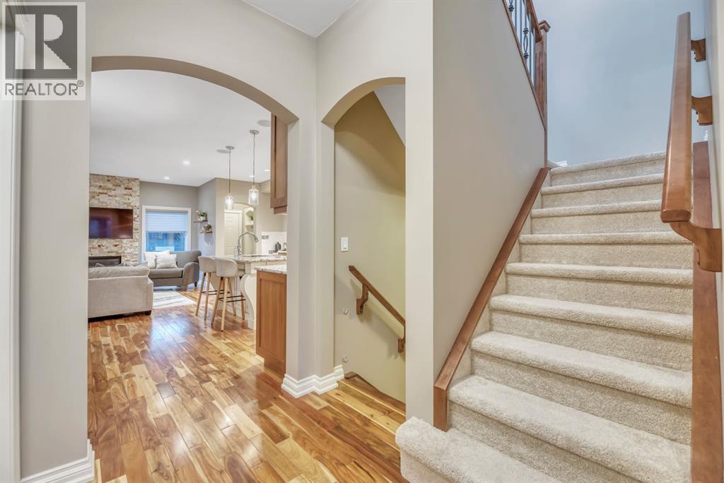 Single Family House for Sale in   Avenue NW Capitol Hill Calgary 