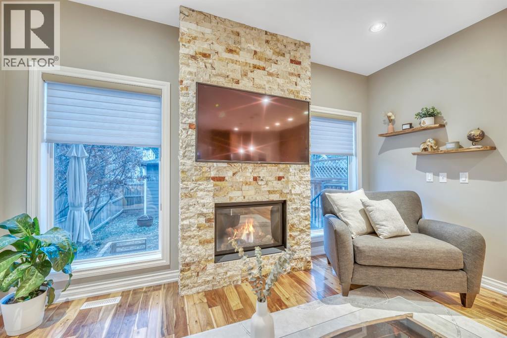Single Family House for Sale in   Avenue NW Capitol Hill Calgary 