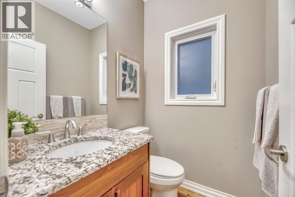 Single Family House for Sale in   Avenue NW Capitol Hill Calgary 