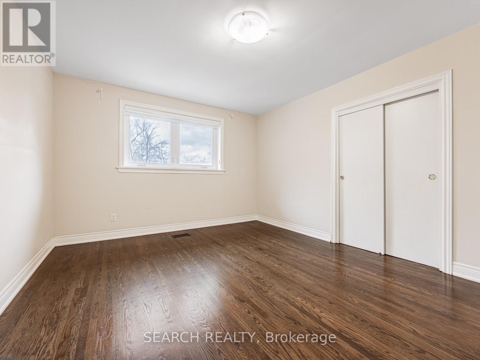 41 HAMILTON DRIVE - 27